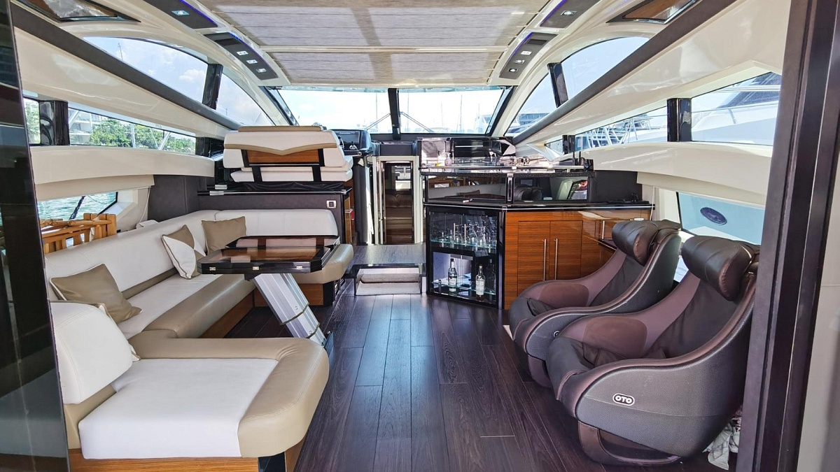Аренда моторной яхты Marquis 500 Sport Coupe Harmony на Пхукете